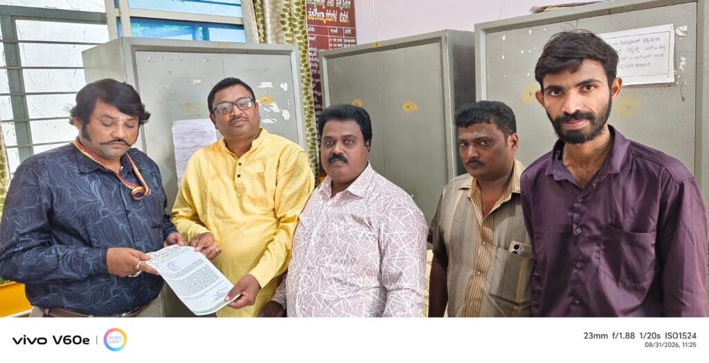 ಬಾಗೇಪಲ್ಲಿ:ಪತ್ರಕರ್ತರ ಸಂಘದ ರಾಜ್ಯಾಧ್ಯಕ್ಷ ಶಿವಾನಂದ್ ತಗಡೂರಗೆ ಲಭಿಸಿದ ಪ್ರಶಸ್ತಿಗಳನ್ನು ರದ್ದು ಪಡಿಸುವಂತೆ ಮನವಿ